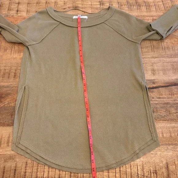 We The Free Thermal Top XS Olive Green Waffle Knit Grunge Indie Oversized Tunic - Picture 11 of 11